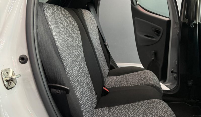 
								Lancia Ypsilon 1.0 Hybrid Ecochic Gold 2021 full									