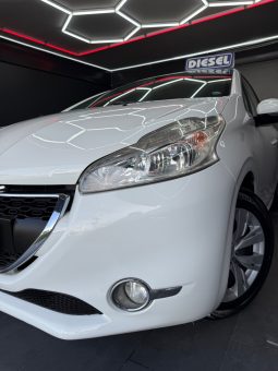 
										Peugeot 208 1.4 HDi 68 CV Allure full									