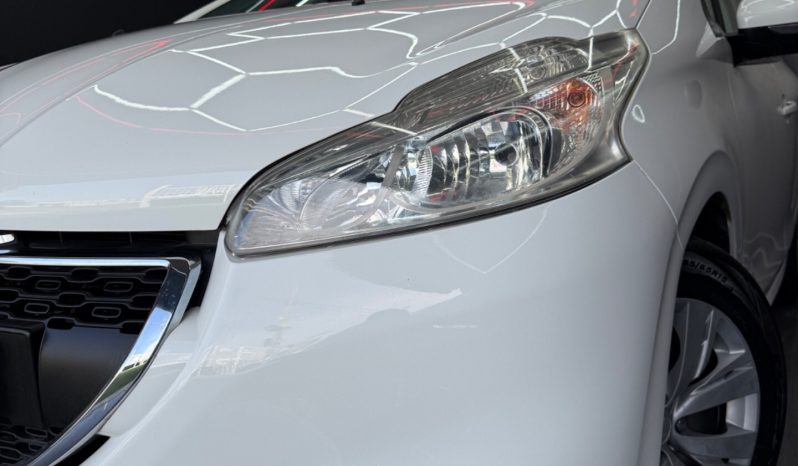 
								Peugeot 208 1.4 HDi 68 CV Allure full									
