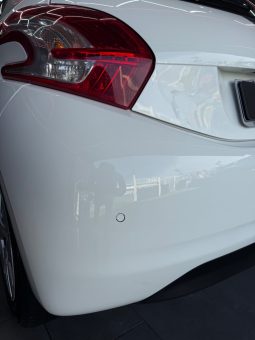 
										Peugeot 208 1.4 HDi 68 CV Allure full									