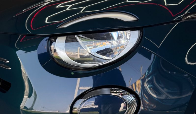
								Fiat 500 Hybrid Icon KM 0 full									