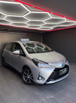 
										Toyota Yaris 1.5 Hybrid Style 2019 full									