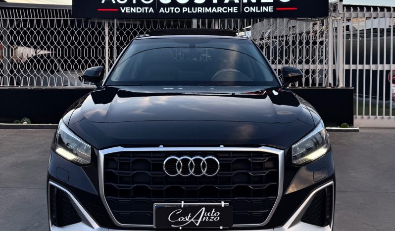 
								Audi Q2 30 TDI S tronic Identity Black 2022 TETTO full									