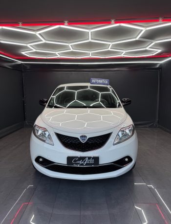 Lancia Ypsilon 0.9 Benzina 85 CV Platinum AUTOMATICA