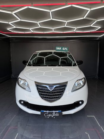 Lancia Ypsilon 1.2 GPL Ecochic Platinum 11/2015