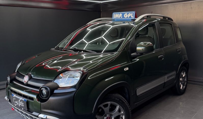 
								Fiat Panda Cross 1.2 GPL 2020 full									