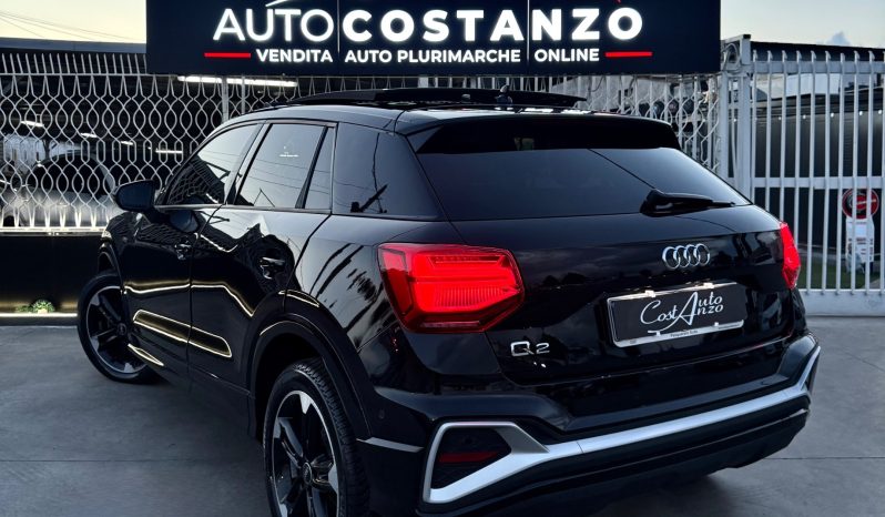 
								Audi Q2 30 TDI S tronic Identity Black 2022 TETTO full									
