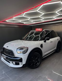 
										Mini Cooper D Countryman 2.0 150 CV BAKER STREET EDITION full									