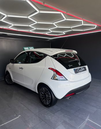 Lancia Ypsilon 1.2 GPL Ecochic Platinum 11/2015