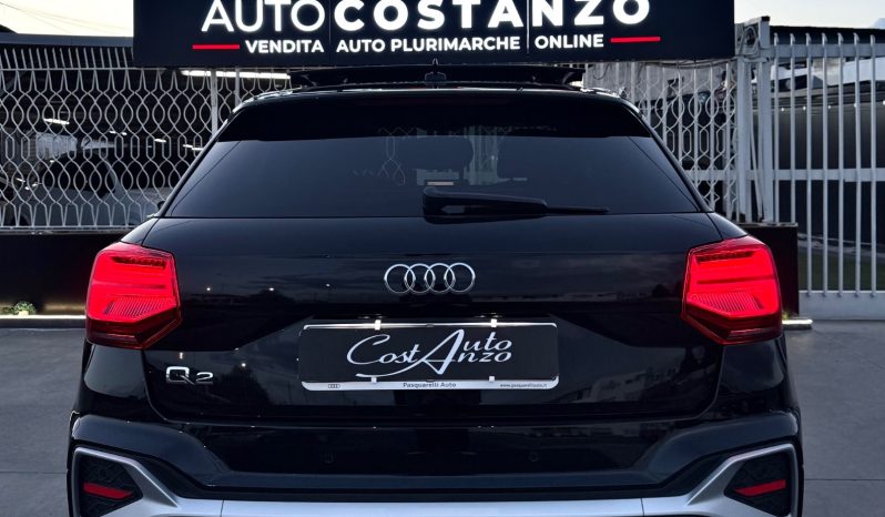 
								Audi Q2 30 TDI S tronic Identity Black 2022 TETTO full									