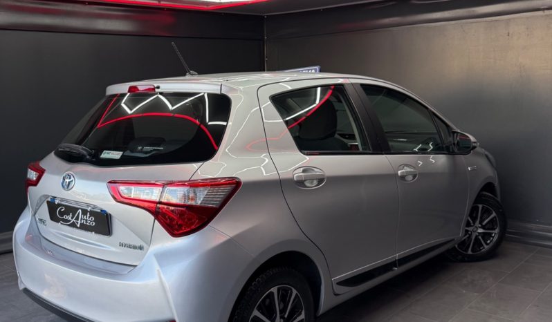 
								Toyota Yaris 1.5 Hybrid Style 2019 full									