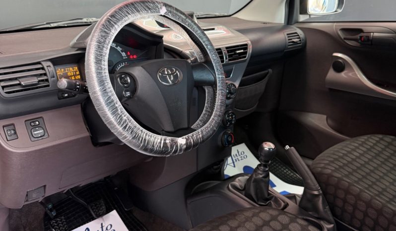 
								Toyota iQ 1.0 Benzina Sol 10/2010 NUOVA full									