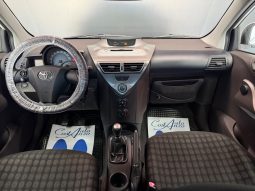
										Toyota iQ 1.0 Benzina Sol 10/2010 NUOVA full									