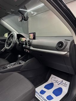 
										Audi Q2 30 TDI S tronic Identity Black 2022 TETTO full									