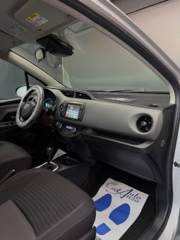 
										Toyota Yaris 1.5 Hybrid Style 2019 full									