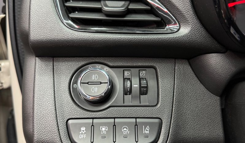 
								Opel Karl 1.0 GPL Innovation 2016 NUOVA full									