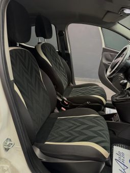 
										Lancia Ypsilon 0.9 Benzina 85 CV Platinum AUTOMATICA full									