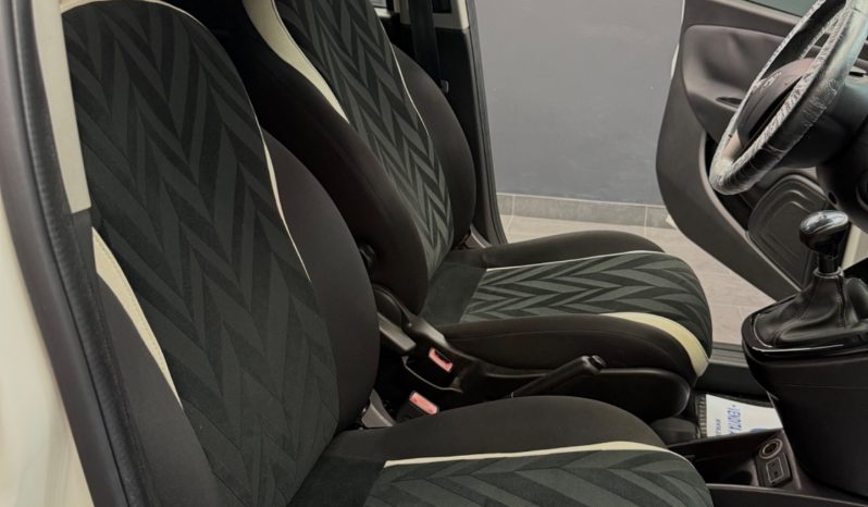 
								Lancia Ypsilon 0.9 Benzina 85 CV Platinum AUTOMATICA full									