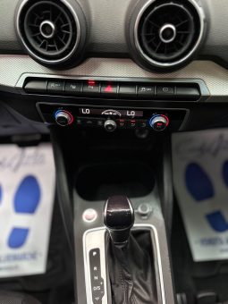 
										Audi Q2 30 TDI S tronic Identity Black 2022 TETTO full									