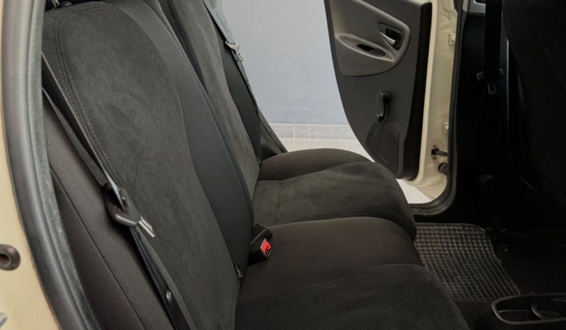 
								Lancia Ypsilon 1.2 GPL Ecochic Platinum 11/2015 full									