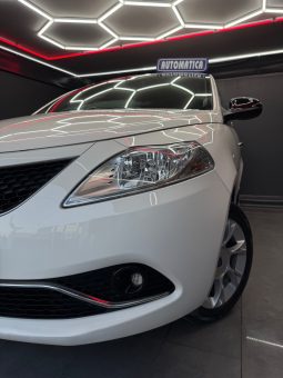 
										Lancia Ypsilon 0.9 Benzina 85 CV Platinum AUTOMATICA full									