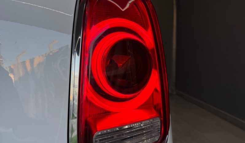
								Mini Cooper D Countryman 2.0 150 CV BAKER STREET EDITION full									