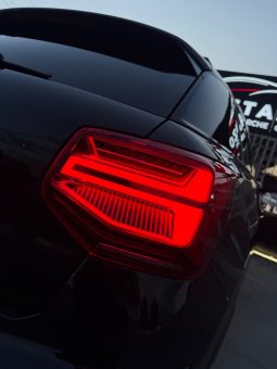 
										Audi Q2 30 TDI S tronic Identity Black 2022 TETTO full									