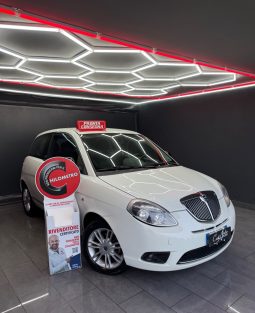 Lancia Ypsilon 1.3 Multijet 75 CV Unyca 2012