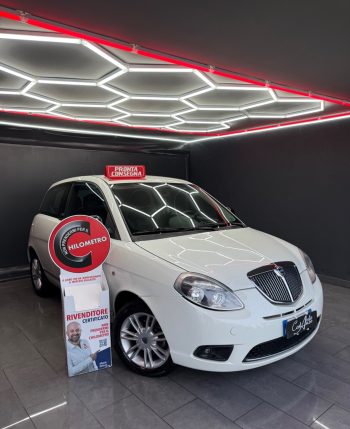 Lancia Ypsilon 1.3 Multijet 75 CV Unyca 2012