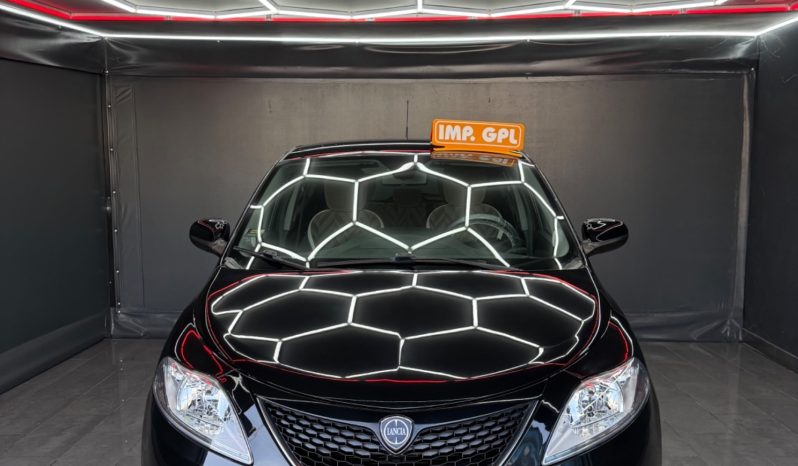 
								Lancia Ypsilon 1.2 GPL Ecochic Gold 2016 full									