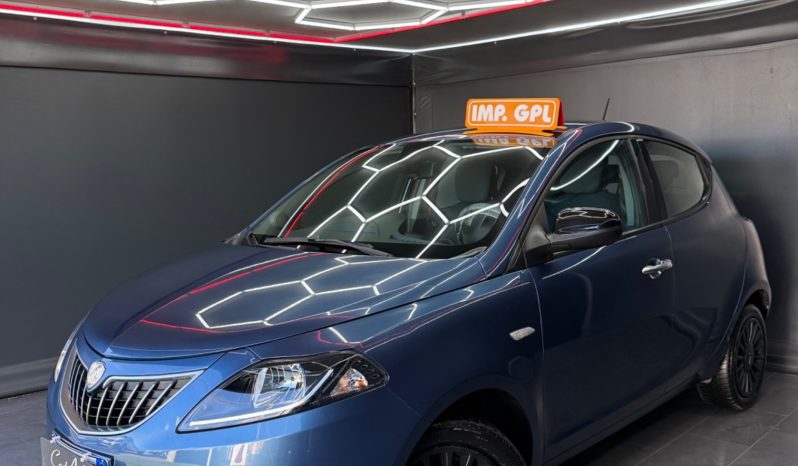 
								Lancia Ypsilon 1.2 GPL Alberta Ferretti 10/2022 full									