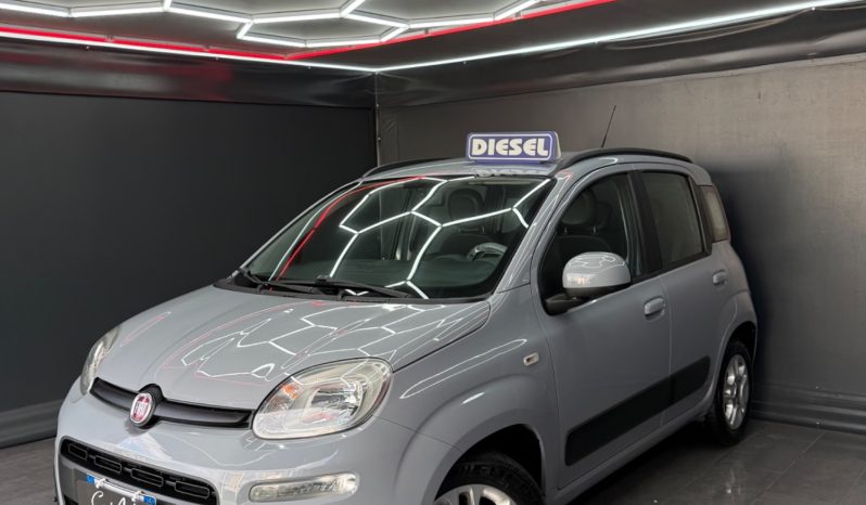 
								Fiat Panda 1.3 Multijet 95 CV Lounge 2019 full									