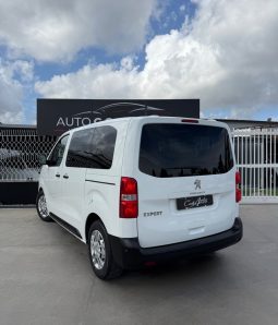 
										Peugeot Traveller BlueHDi 120 Cv 8 Posti ALLURE 2020 full									