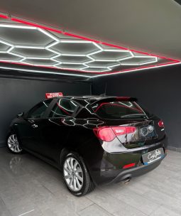 
										Alfa Romeo Giulietta 1.6 Mulijet 120 CV Super 10/2018 full									