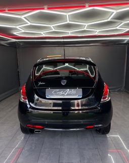 
										Lancia Ypsilon 1.2 GPL Ecochic Gold 2016 full									
