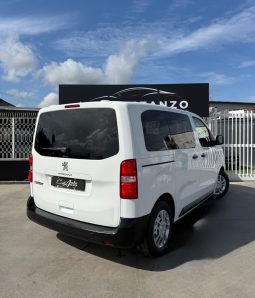 
										Peugeot Traveller BlueHDi 120 Cv 8 Posti ALLURE 2020 full									