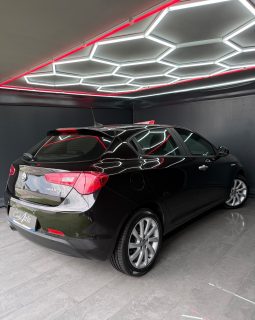 
										Alfa Romeo Giulietta 1.6 Mulijet 120 CV Super 10/2018 full									