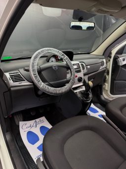 
										Lancia Ypsilon 1.3 Multijet 75 CV Unyca 2012 full									