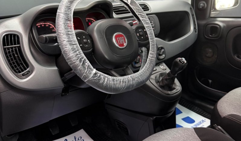 
								Fiat Panda 1.3 Multijet 95 CV Lounge 2019 full									