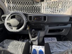 
										Peugeot Traveller BlueHDi 120 Cv 8 Posti ALLURE 2020 full									