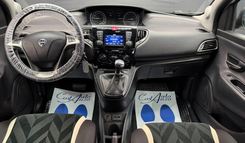 
								Lancia Ypsilon 0.9 Benzina 85 CV Platinum AUTOMATICA full									