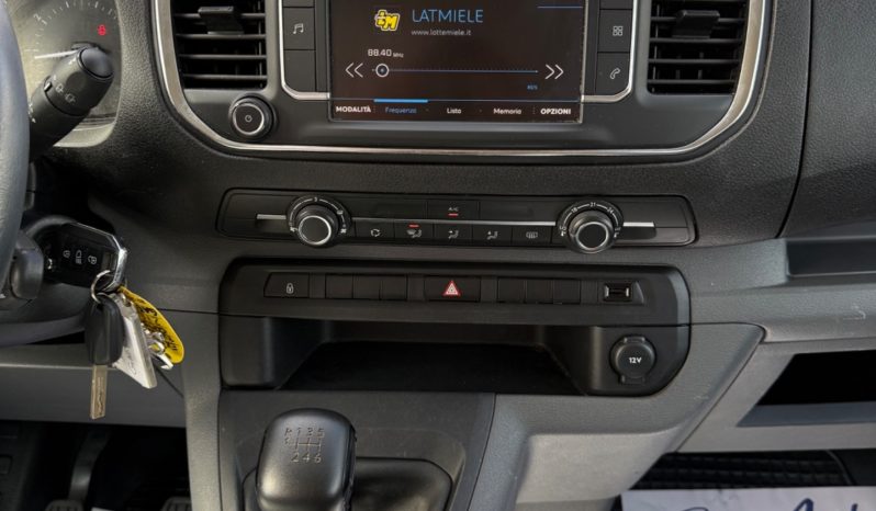 
								Peugeot Traveller BlueHDi 120 Cv 8 Posti ALLURE 2020 full									