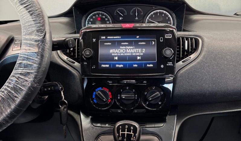 
								Lancia Ypsilon 1.2 GPL Alberta Ferretti 10/2022 full									