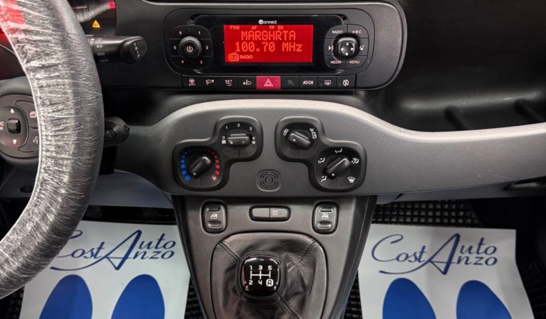 
								Fiat Panda 1.3 Multijet 95 CV Lounge 2019 full									