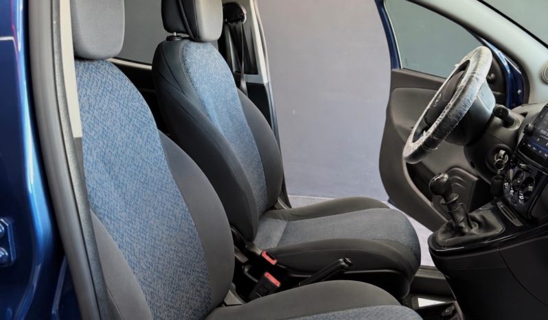 
								Lancia Ypsilon 1.2 GPL Alberta Ferretti 10/2022 full									