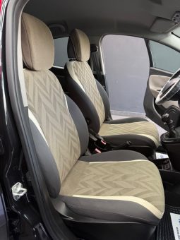 
										Lancia Ypsilon 1.2 GPL Ecochic Gold 2016 full									