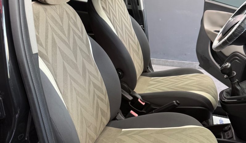 
								Lancia Ypsilon 1.2 GPL Ecochic Gold 2016 full									