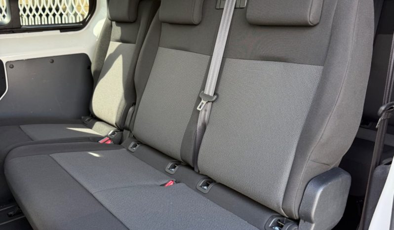 
								Peugeot Traveller BlueHDi 120 Cv 8 Posti ALLURE 2020 full									