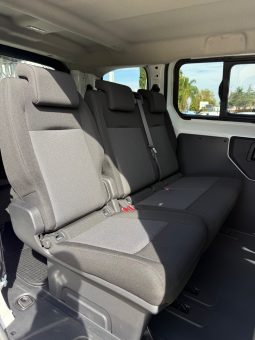 
										Peugeot Traveller BlueHDi 120 Cv 8 Posti ALLURE 2020 full									