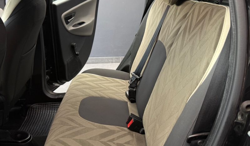 
								Lancia Ypsilon 1.2 GPL Ecochic Gold 2016 full									